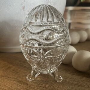 Elegant Clear 3 footed Glass Egg Trinket Box decor